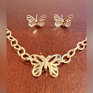 NWOT, Gold Butterfly Necklace and Earring Set